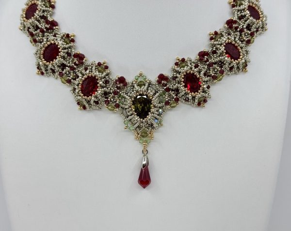 Madame Pompadour Collier – Image 3