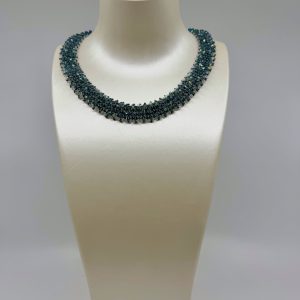 Collier “Bleu Profond” – Cristaux Autrichiens 4 mm et Perles Toho