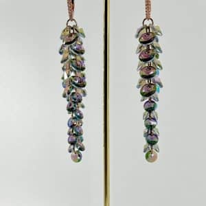 Boucles d’oreilles — Cascade d’Aurore en pendantifs Swarovski 6 et 8 mm.