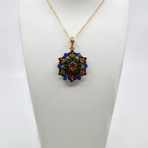 Pendentif Rosace Impériale – Cristaux autrichiens & perles Miyuki